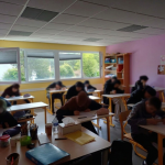 Élèves en examin